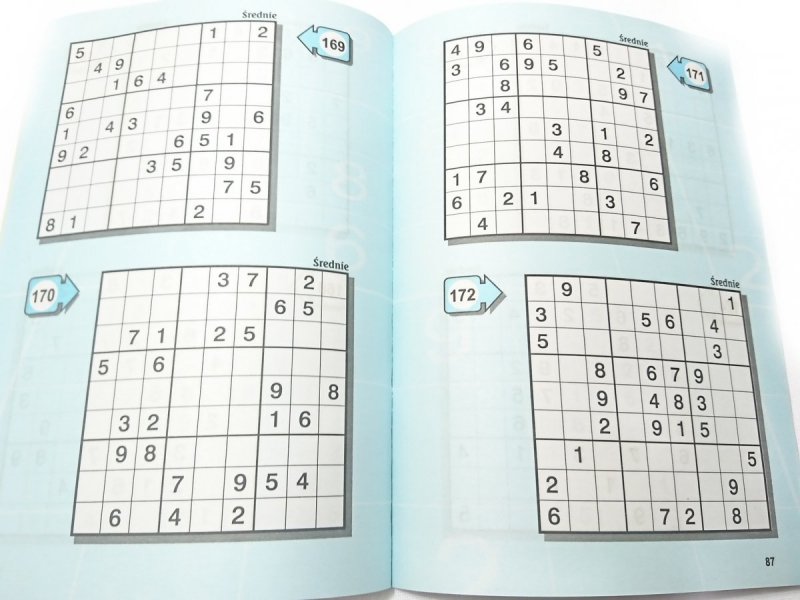 300 SUDOKU Z GŁOWĄ NR 3 (146) MARZEC 2018
