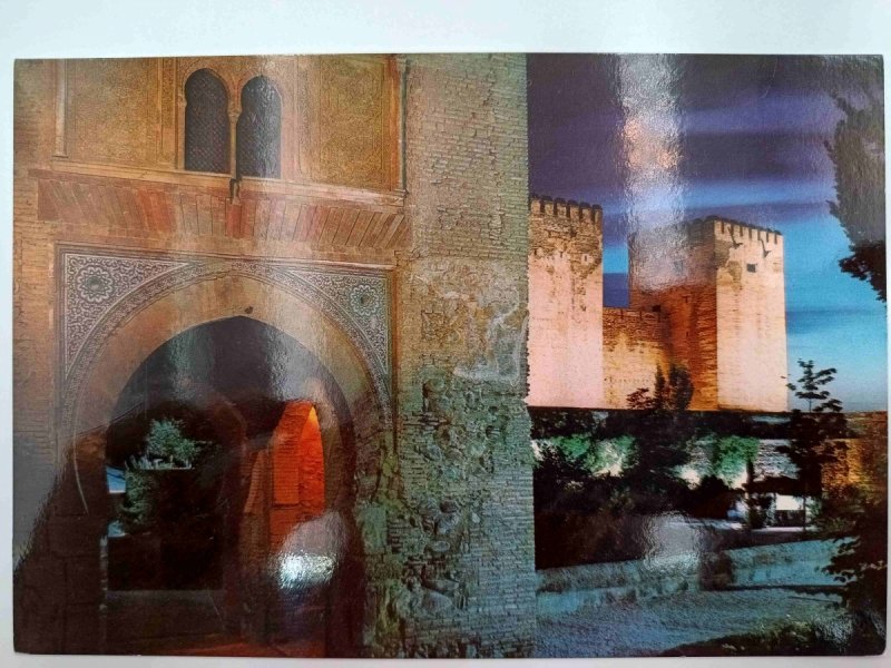 GRANADA THE ALHAMBRA LIGHTED
