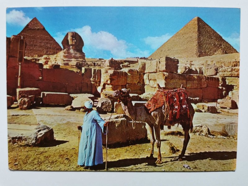 GIZA THE GREAT SPHINX AND KEOPS PYRAMID