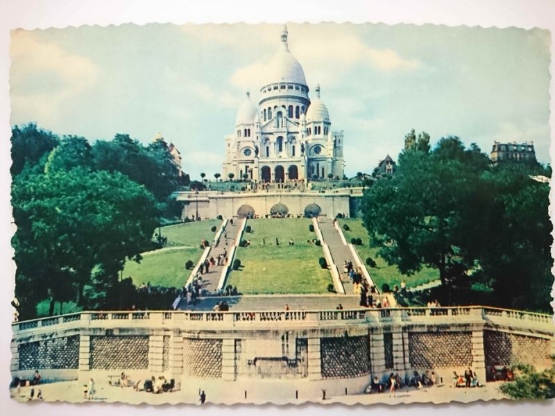 PARIS. LA BASILIQUE DU SACRE-COEUR