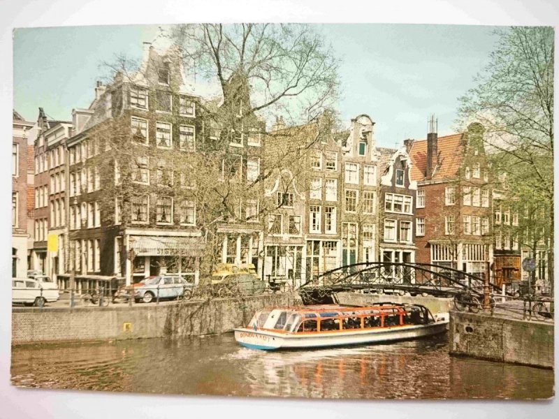 AMSTERDAM / HOLLAND. SINGEL / BROUWERSGRACHT