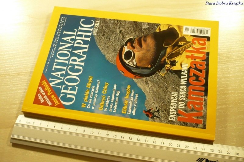 NATIONAL GEOGRAPHIC POLSKA NR 8 (23) SIERPIEŃ 2001