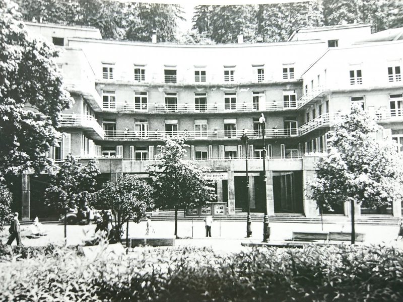 KRYNICA - DOM ZDROJOWY FOT. G. RUSS