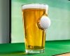 Szklanka piłka golfowa - uwięziona w szkle