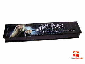 Harry Potter świecąca różdżka - różne modele różdżki