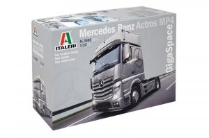 Italeri Mercedes Benz Actros MP4 Gigaspace