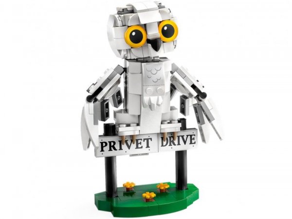 LEGO Harry Potter 76425 Hedwiga z wizytą na ul. Privet Drive 4