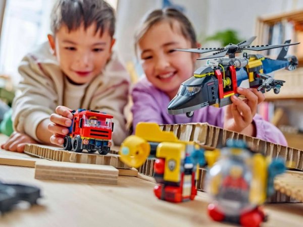 LEGO CITY 60462 Zestaw z helikopterem, wozem strażackim i łodzią podwodną