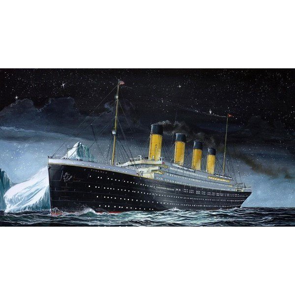 Revell Model plastikowy R.M.S. Titanic