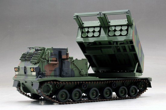 Trumpeter Model plastikowy M270/A1 Multiple Launch Rocket System