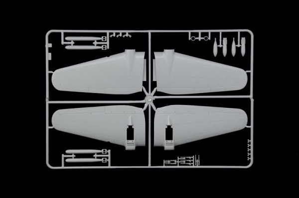 Italeri Model plastikowy Heinkel He 111H Battle of Britain 80th