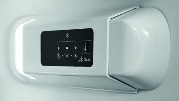 Polar Chłodziarko-zamrażarka POB702EX