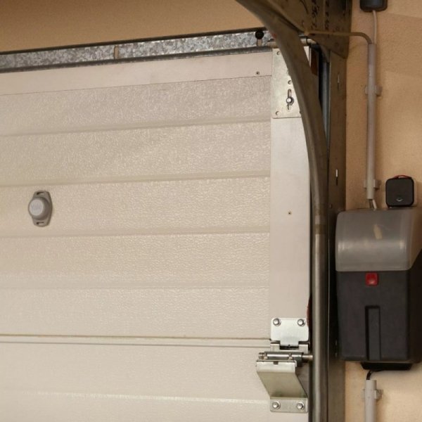 YALE HOME Czujnik pozycji Door Position Sensor dla drzwi garażowych