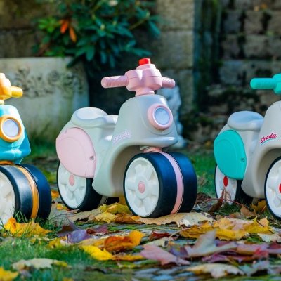 FALK  Jeździk Scooter Strada Retro Dla Dziewczynki Ciche Opony od 1 Roku