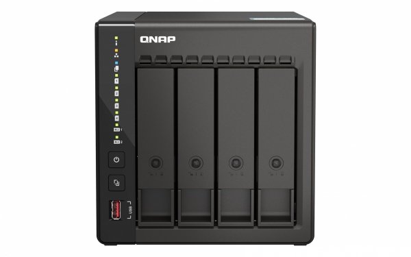 Qnap TS-453E-8G + 4x HDD Seagate IronWolf 8TB