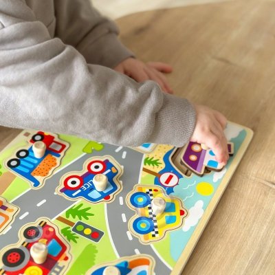 TOOKY TOY Drewniane Puzzle Montessori Transport Pojazdy z Pinezkami Do Dopasowania