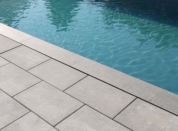 Kamień brzegowy MODENA Diamond Grey do basenu 6x3 / prostokąt