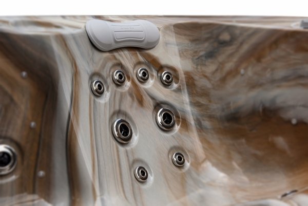 Canadian Spa - Montreal - Tuscany