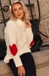 Oversizowy sweter z golfem ecru S104