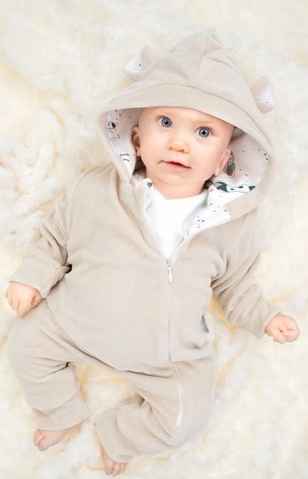 Welurowy beżowy pajacyk z uszkami