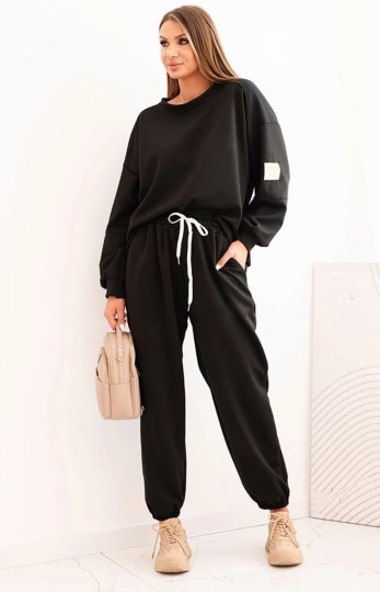 Komplet damski masełkowy z luźną bluzą i spodniami czarny