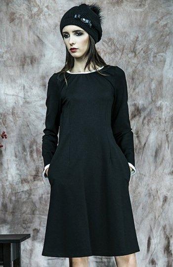 Kasia Miciak design czarna sukienka