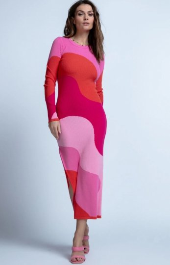 Długa kolorowa sukienka prążek F1849 pink