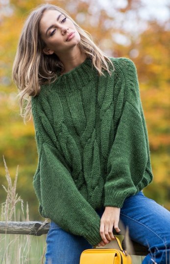 *Wełniany sweter z golfem F840 zielony