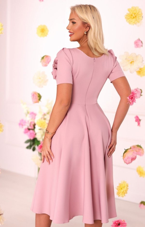 Elizabeth Rubi sukienka midi pudrowy róż tył