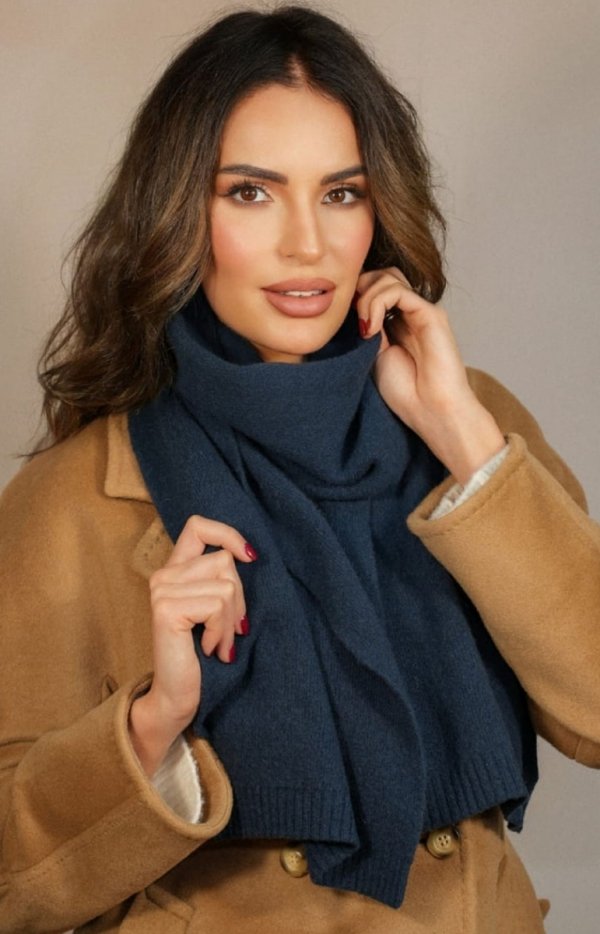 Kamea wełniany szalik granatowy 02