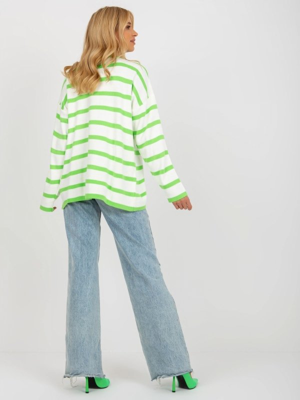 Oversizowy sweter w paski jasno zielony-3