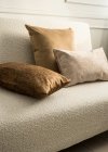 Beżowy zestaw poduszek dekoracyjnych Velvet + Stone
