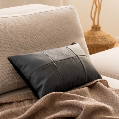 Grafitowa poduszka dekoracyjna Brick