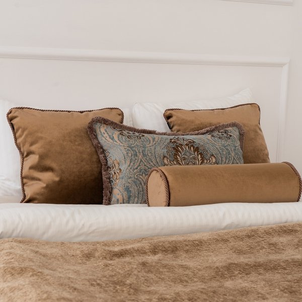 Schlafzimmer-Set in Beige und Mint, Aurum + Bergen + Glamour.