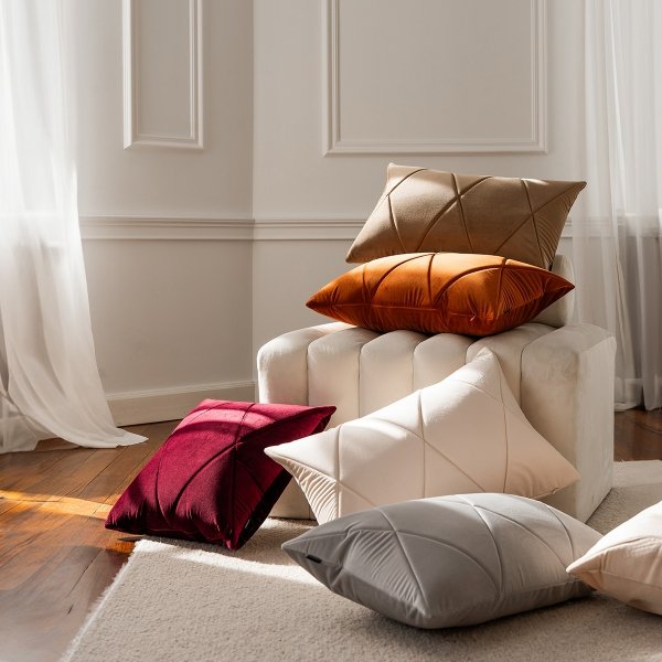 Touch decorative cushion cream 60x40 MOODI