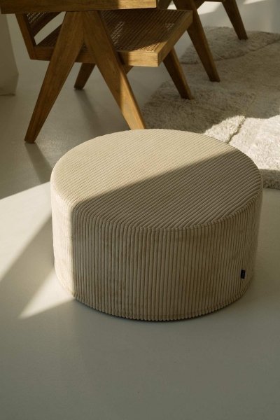 Duża kwadratowa beżowa pufa CORD Slim 60x30
