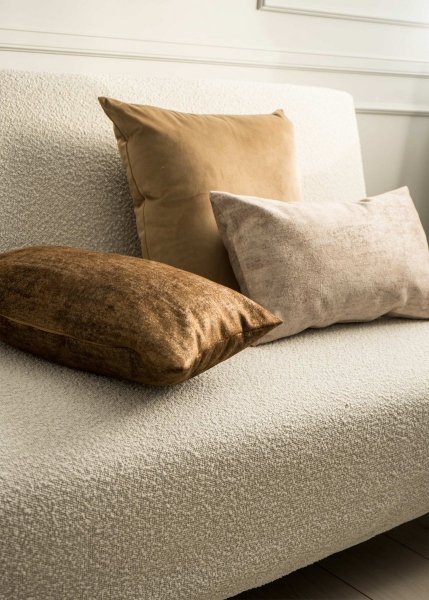 Beżowy zestaw poduszek dekoracyjnych Velvet + Stone