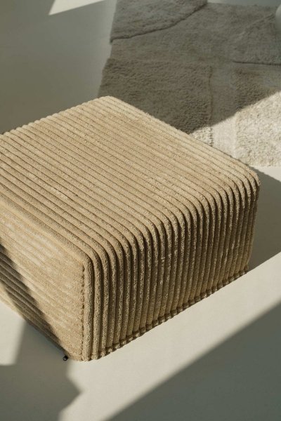 Duża okrągła beżowa pufa CORD 60x30