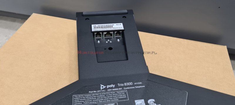 Polycom telefon konferencyjny IP Trio 8300 PoE