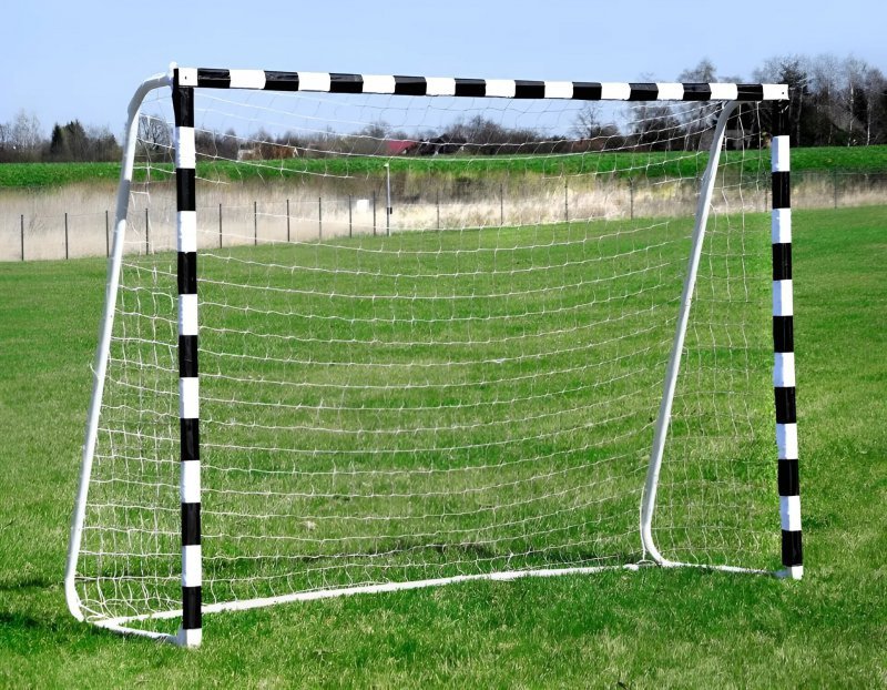 Bramka piłkarska z siatką do piłki nożnej 300x200 cm MultiGarden