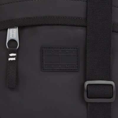 Torebka Tommy Jeans listonoszka na ramię czarna męska