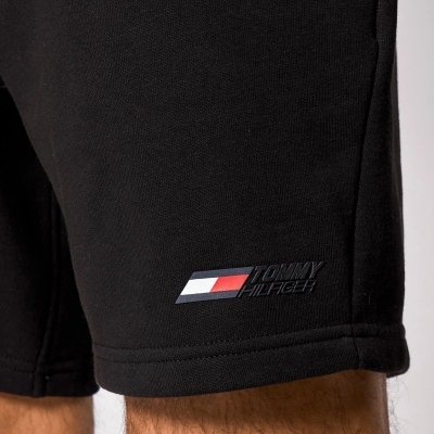 Spodenki Tommy Hilfiger szorty męskie czarne małe logo