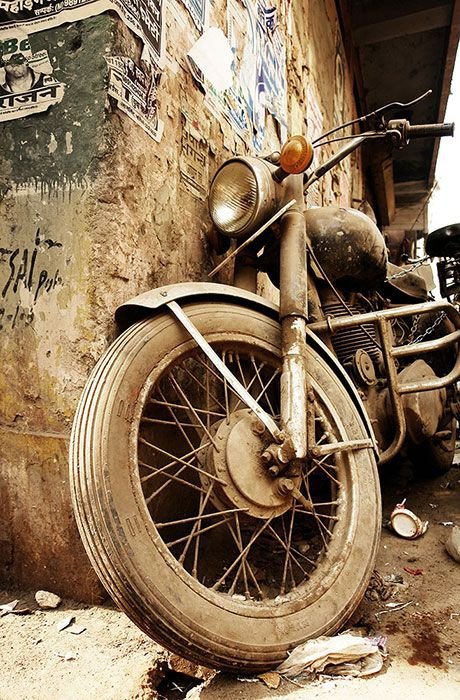 Stary motocykl - fototapeta 115x175 cm
