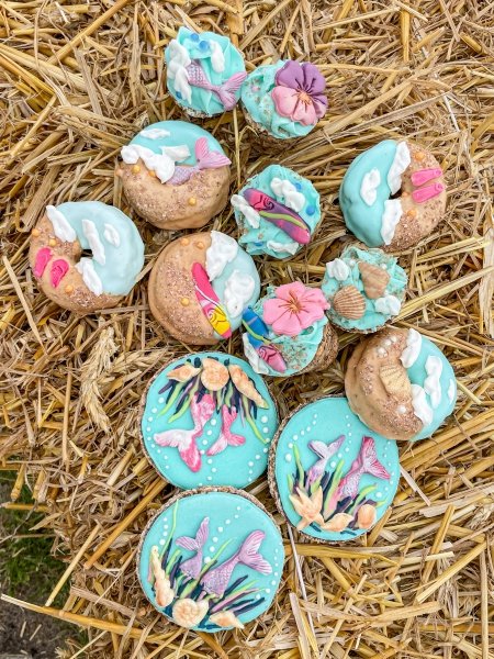 KOŃSKA. CUKIERENKA MUFFINKA SUMMER TIME Smakołyki/Cukierki naturalne dla koni