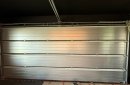 PRZECENA: Brama RenoMatic 5300 x 2250 mm, Przetłoczenia L, Planar, kolor CH 7016 Matt deluxe antracytowy + prowadzenie N (USZKODZONA, ZDEMONTOWANA)