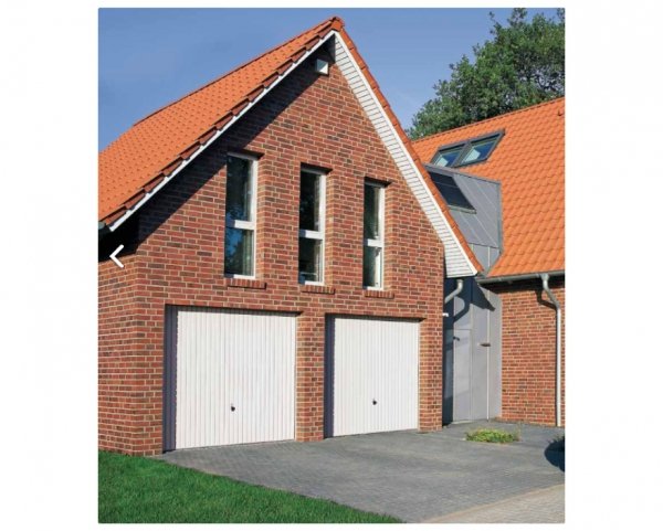 Brama uchylna N80, 2500 x 2000 mm, wzór 902, kolor RAL 9016 biały