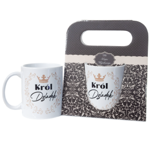Kubek ceramiczny w ozdobnym opakowaniu z napisem  Król Dziadek . 330 ml